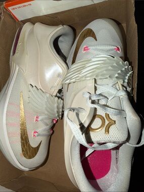 7Y/8.5W Nike KD 7 Aunt Pearl